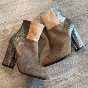 Cathy Din USA color blocked heel boots